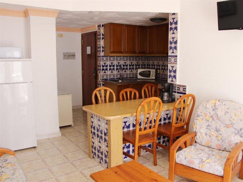 Apartamentos Las Americas - Blanes Beach Экстерьер фото