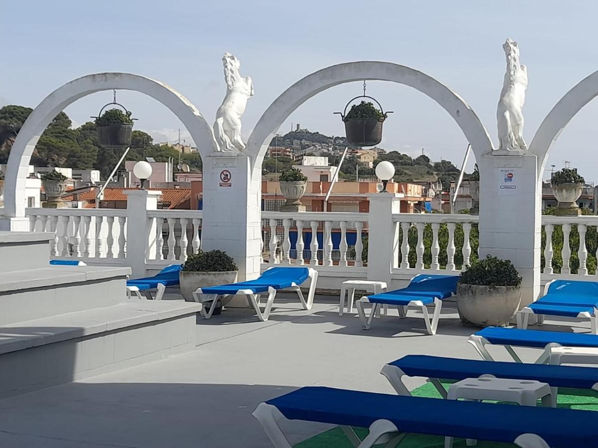 Apartamentos Las Americas - Blanes Beach Экстерьер фото