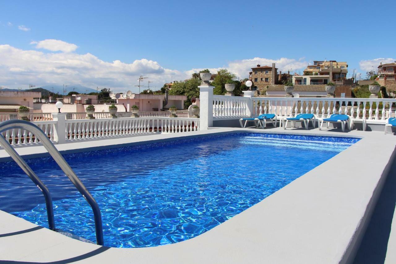 Apartamentos Las Americas - Blanes Beach Экстерьер фото