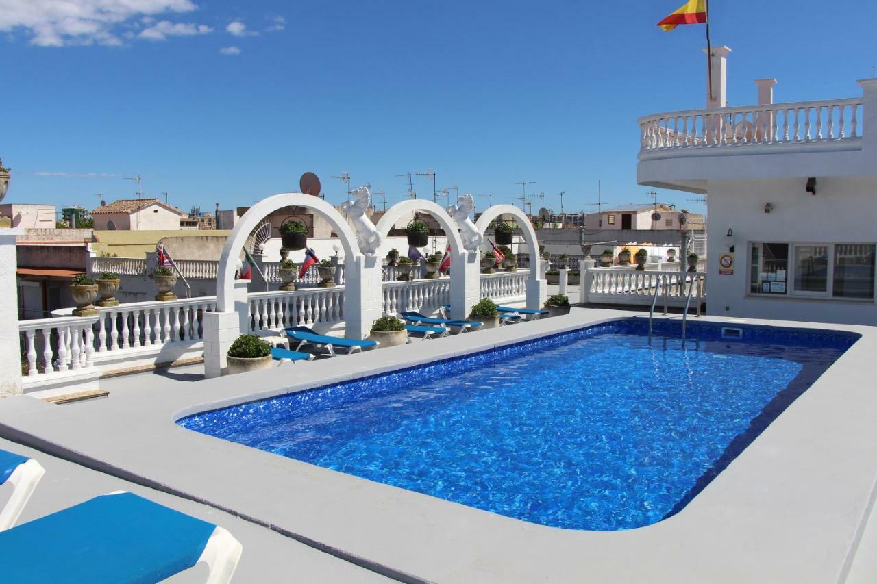 Apartamentos Las Americas - Blanes Beach Экстерьер фото